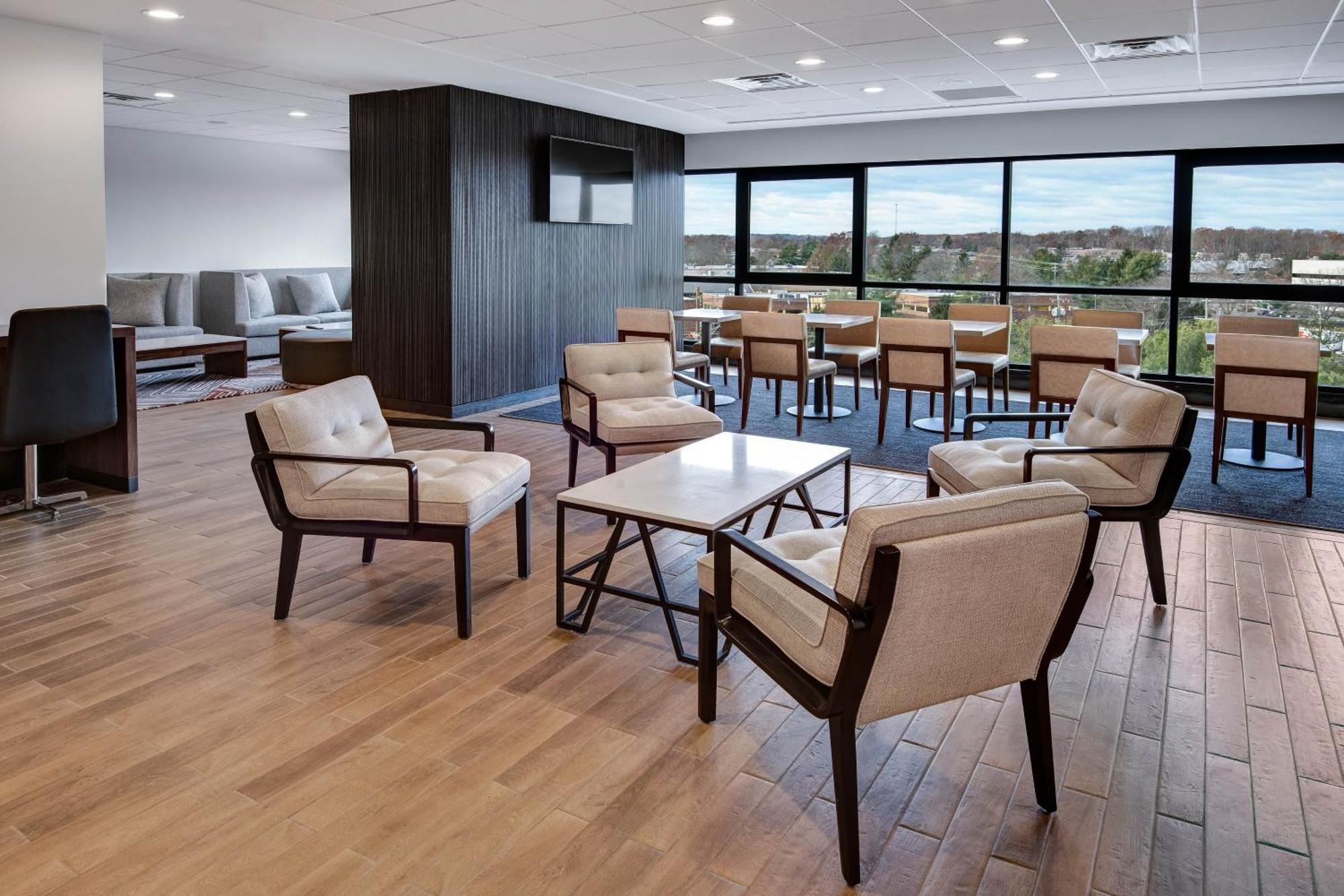 Sheraton Eatontown Hotel Extérieur photo
