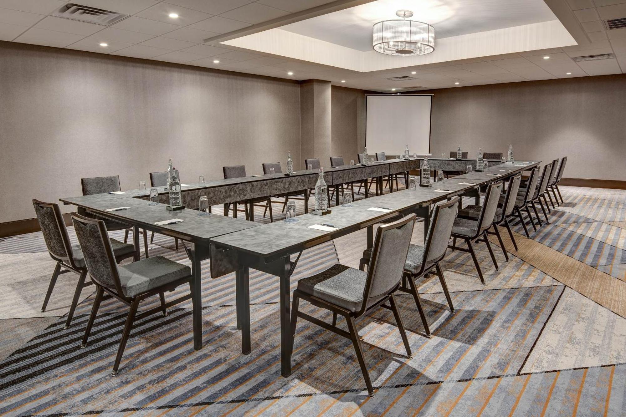 Sheraton Eatontown Hotel Extérieur photo