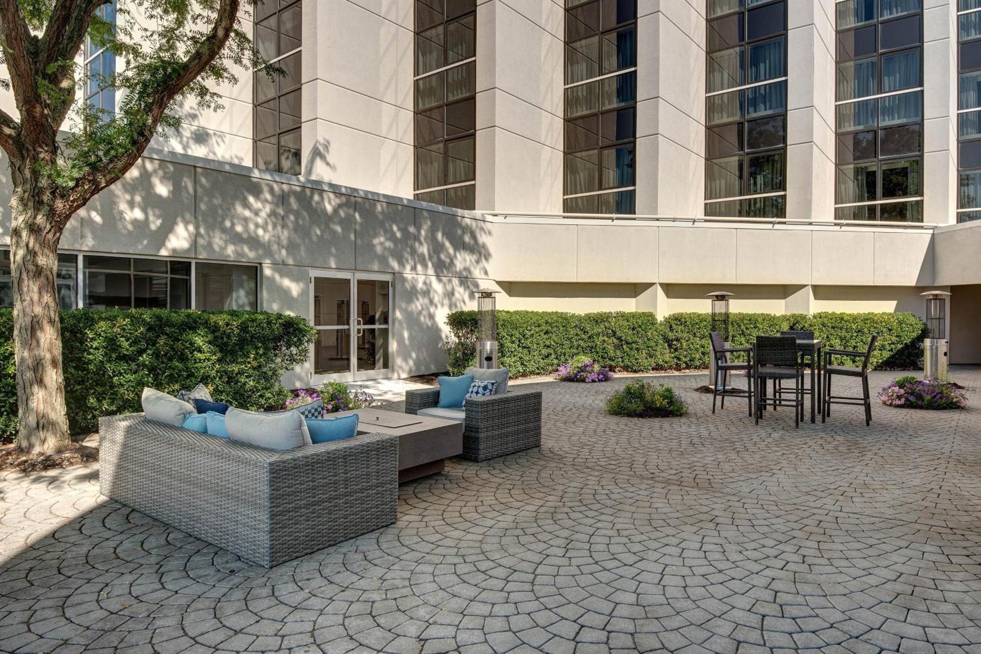 Sheraton Eatontown Hotel Extérieur photo